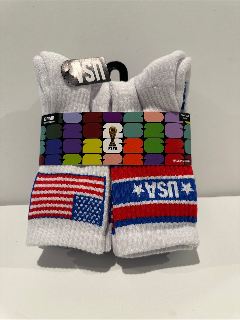 NWT FIFA USA World Cup 2026 (6) Pairs Women’s Crew Socks.  Fits Shoe Size 5-10